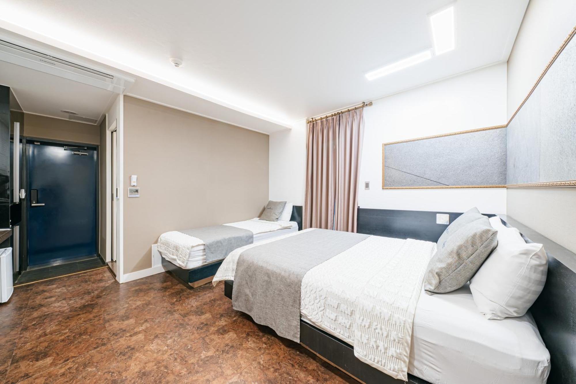 Major Hotel 2 Jeju Dış mekan fotoğraf