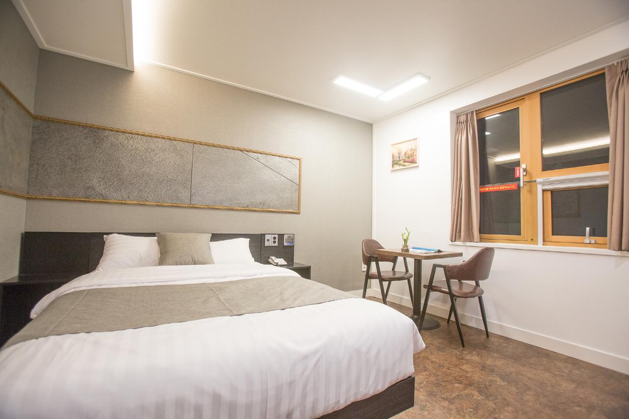 Major Hotel 2 Jeju Dış mekan fotoğraf